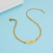 Cargar imagen en el visor de la galería, Triquetra & Pentagram Amulet Bracelet