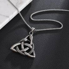 Cargar imagen en el visor de la galería, Celtic Knot Amulet Necklace