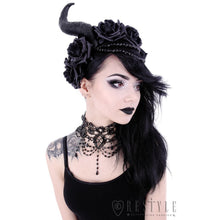 Cargar imagen en el visor de la galería, Evil Queen Gothic Headpiece