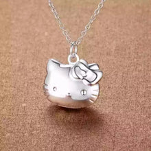 Cargar imagen en el visor de la galería, Hello Kitty Locket Necklace