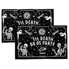 Cargar imagen en el visor de la galería, Party Animal Pillowcases