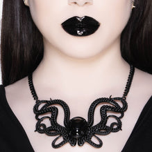 Cargar imagen en el visor de la galería, Ursula Necklace