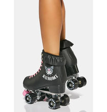 Cargar imagen en el visor de la galería, HELLO KITTY - Tough Love Kuromi Roller Skates