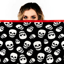 Cargar imagen en el visor de la galería, Sourpuss Lust For Skulls Blanket