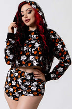 Cargar imagen en el visor de la galería, Haunted Pumpkin Cropped Hoodie