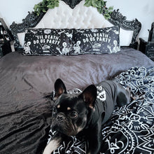 Cargar imagen en el visor de la galería, Party Animal Pillowcases