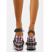 Cargar imagen en el visor de la galería, CURRENT MOOD - Baby Heart To Break Platform Mary Janes