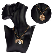 Cargar imagen en el visor de la galería, You Are My Sunshine Necklace
