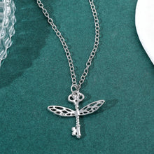 Cargar imagen en el visor de la galería, Golden Snitch Wings Necklace
