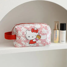 Cargar imagen en el visor de la galería, Hello Kitty Makeup Bag
