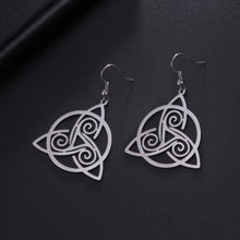 Cargar imagen en el visor de la galería, Celtic Triskel Amulet Earrings
