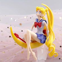 Cargar imagen en el visor de la galería, Sailor Moon Figure
