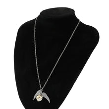 Cargar imagen en el visor de la galería, Golden Snitch Necklace
