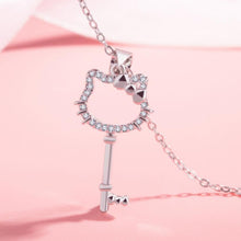 Cargar imagen en el visor de la galería, Hello Kitty Key Necklace
