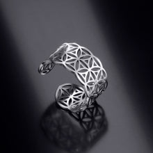 Cargar imagen en el visor de la galería, Viking Flower of Life Ring
