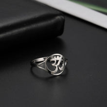 Cargar imagen en el visor de la galería, Indian Talisman Om Ring
