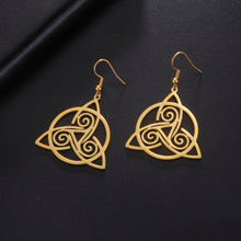 Cargar imagen en el visor de la galería, Celtic Triskel Amulet Earrings
