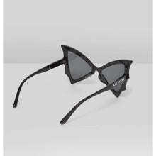 Cargar imagen en el visor de la galería, Bat Crazy Sunglasses
