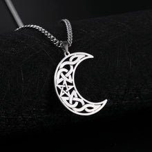 Cargar imagen en el visor de la galería, Silver Celtic Moon Necklace
