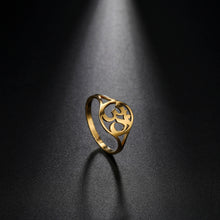 Cargar imagen en el visor de la galería, Indian Talisman Om Ring
