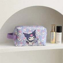 Cargar imagen en el visor de la galería, Kuromi Makeup Bag
