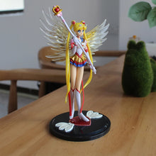 Cargar imagen en el visor de la galería, Sailor Moon Deluxe Figure
