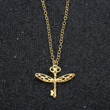 Cargar imagen en el visor de la galería, Golden Snitch Wings Necklace
