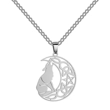 Cargar imagen en el visor de la galería, Nordic Wolf Necklace
