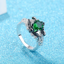 Cargar imagen en el visor de la galería, Romantic Bat Zirconia Ring
