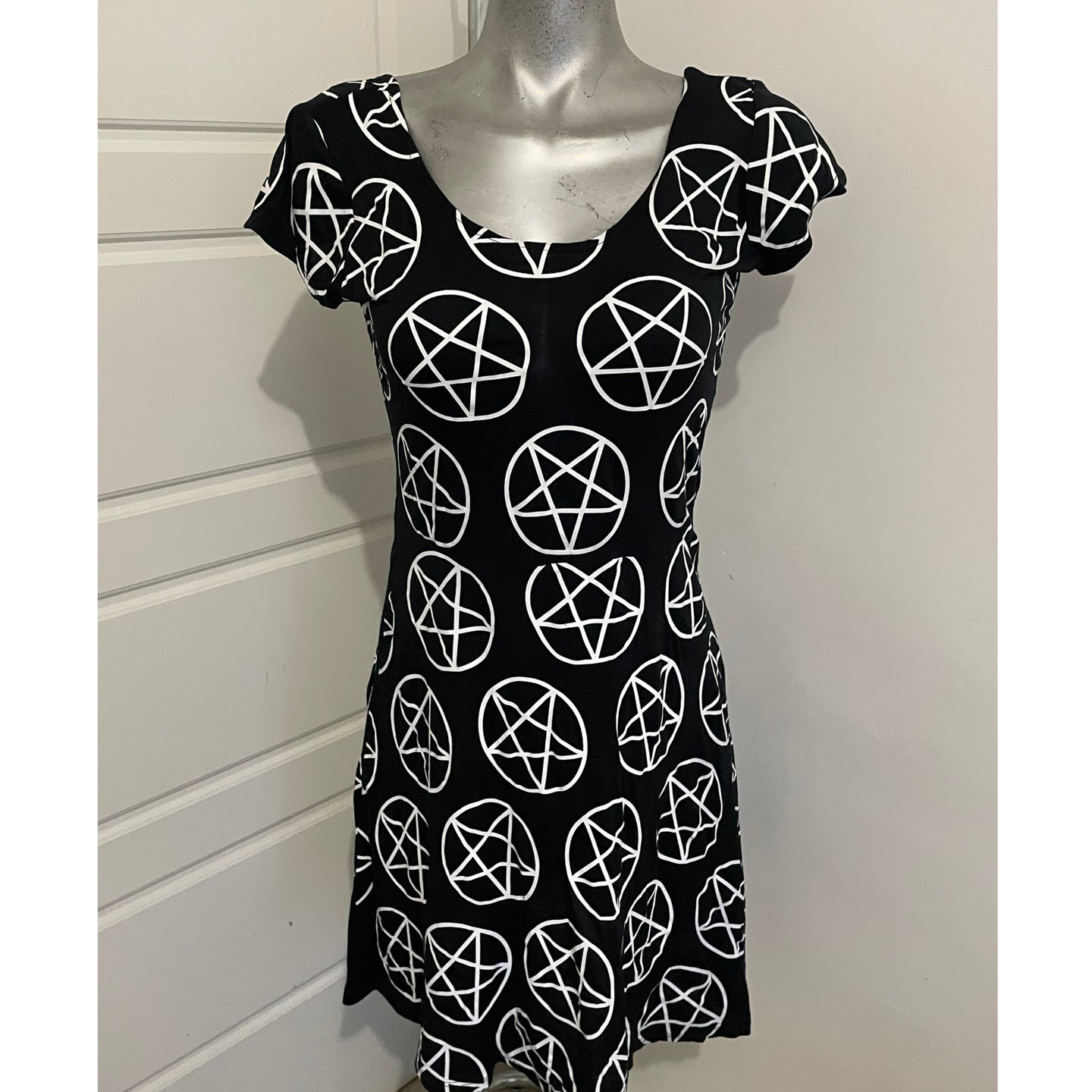 Pentagram Short Sleeve Dress