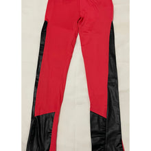Cargar imagen en el visor de la galería, Red / Black Grunge Leggings
