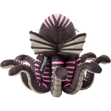 Cargar imagen en el visor de la galería, Kraken Plush Toy
