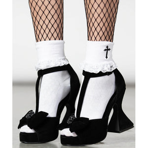 Ravenette Pumps