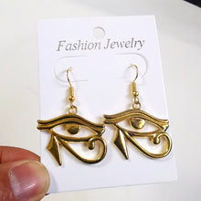 Cargar imagen en el visor de la galería, Horus Eye Earrings
