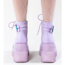 Cargar imagen en el visor de la galería, Shaker-52 Lavander Vegan Suede
