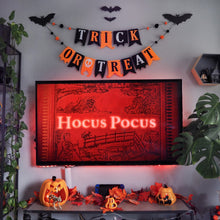 Cargar imagen en el visor de la galería, Trick Or Treat Hanging Banner
