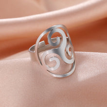 Cargar imagen en el visor de la galería, Triskele Ring
