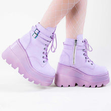 Cargar imagen en el visor de la galería, Shaker-52 Lavander Vegan Suede
